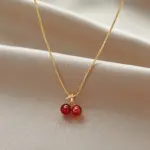 Conjunto de Joyería Cherry, Elegante Conjunto para Mujer, Collar y Aretes Rojos, Diseño Minimalista, Collar de Cereza Roja para Damas 5