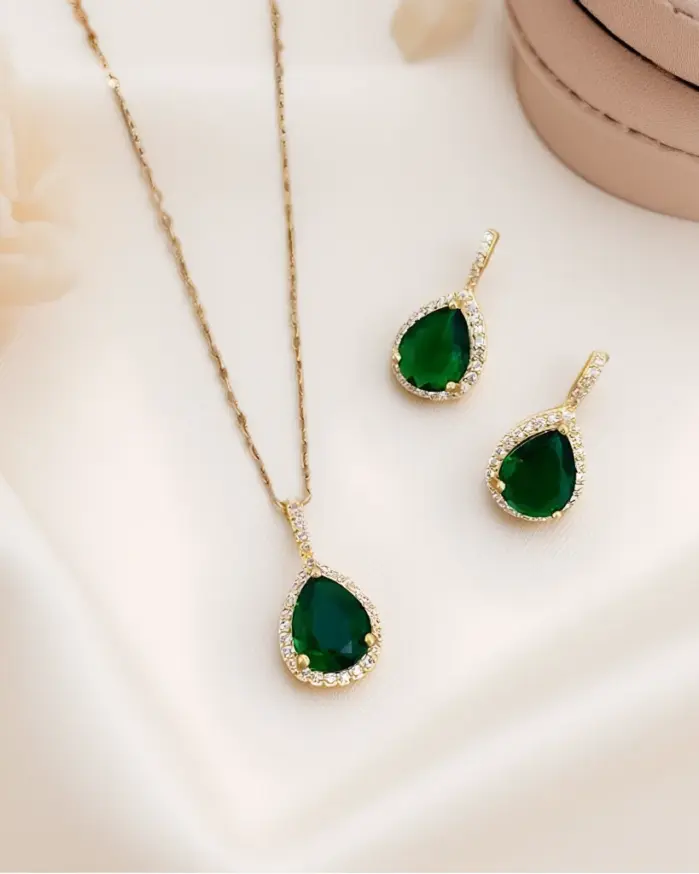 Juego de Joyería Elegante y Moderno de 3 Piezas para Mujer, Collar con Gota de Agua Verde, Gargantilla de Metal Clásica, Aretes para Uso Diario Informal, Regalo 1
