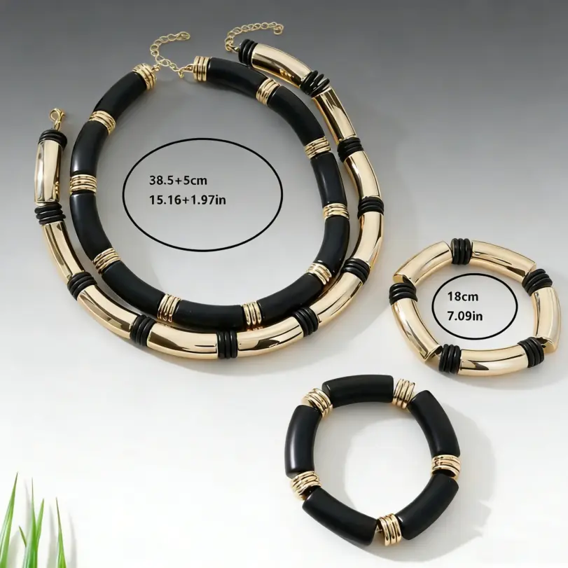 Collar con capas doradas, gargantilla negra de tubo grueso y conjunto de pulsera de bambú a juego, joyería llamativa minimalista y audaz. 6