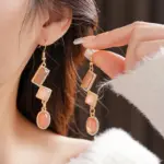 Juego de Joyería Vintage Elegante de 3 Piezas para Mujer, Collar con Borla Cuadrada y Ovalada, Gargantilla de Cristal Brillante, Pendientes de Novia para Boda y Fiesta 4