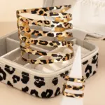 Conjunto de 2 uds de nuevo conjunto de anillo de pulsera de uso diario de alta gama para mujer con estampado de leopardo a rayas huecas sexis a la moda 3