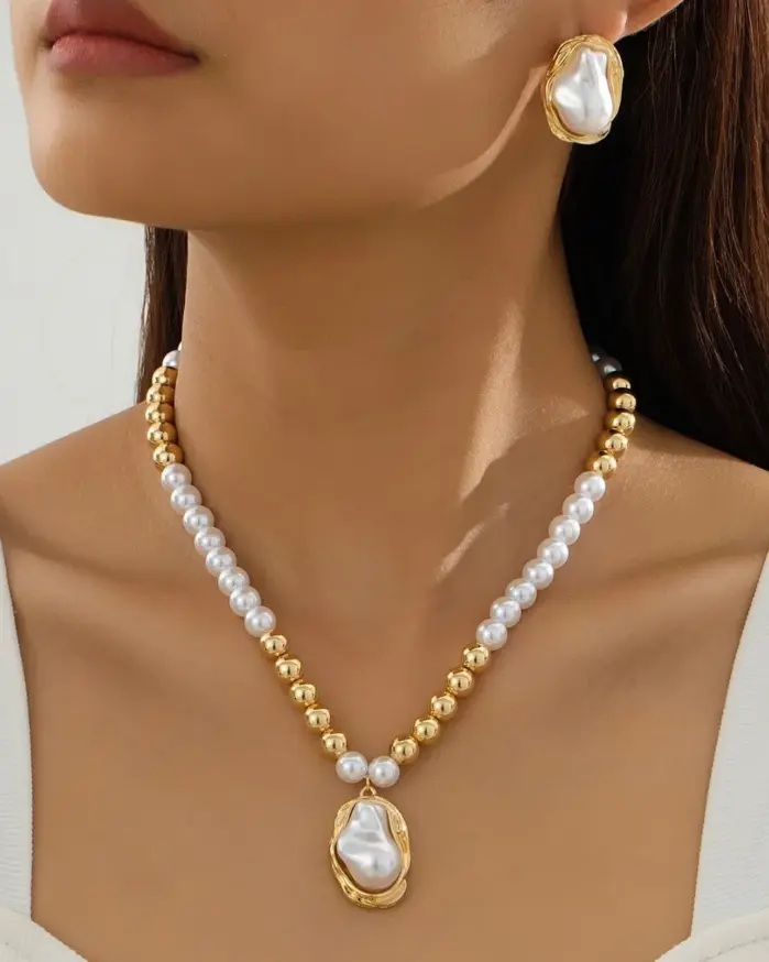 Juego de 4 Piezas de Aretes, Collar y Anillo Artificiales Elegantes y Retro, Perfecto para el Uso Diario de las Mujeres, Regalo para Fiestas 2