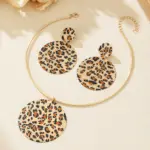 Juego de Joyería Elegante y Moderno de 3 Piezas para Mujer, Collar Circular con Estampado de Leopardo, Gargantilla de Metal Clásica, Aretes para Uso Diario Informal, Regalo 4