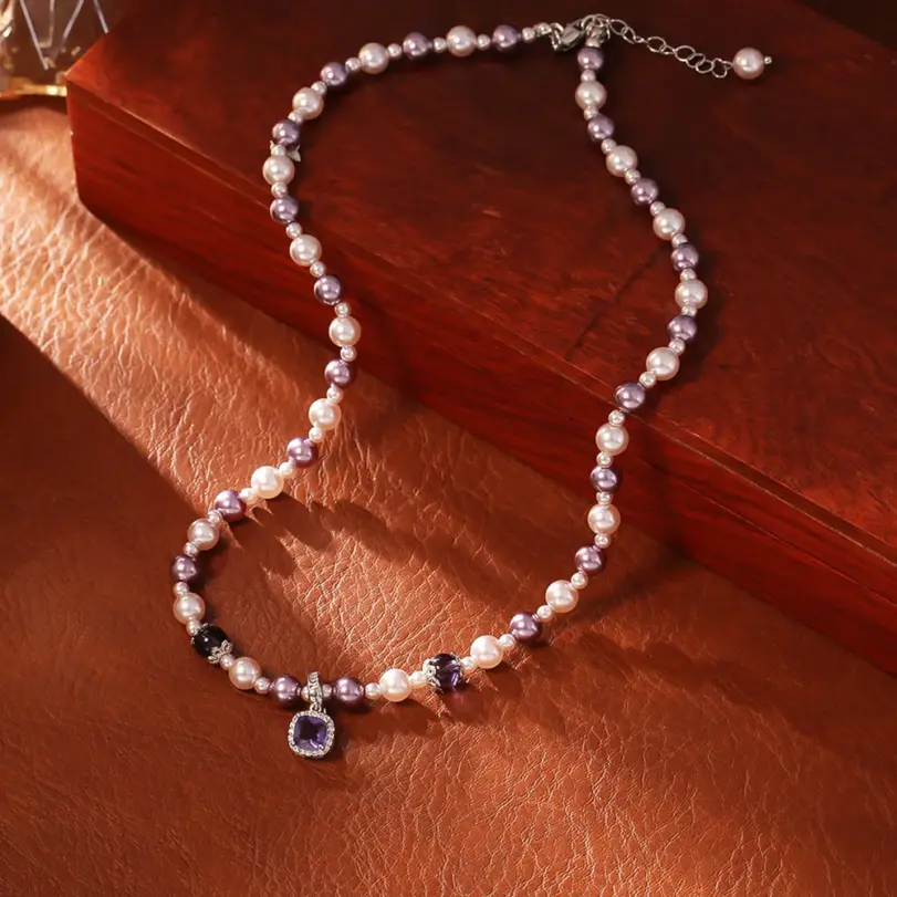 Juego de Joyería Vintage Elegante de 2 Piezas para Mujer, Collar con Pedrería Brillante Morada, Pulsera de Perlas para Novia, Regalo de Boda o Fiesta 2
