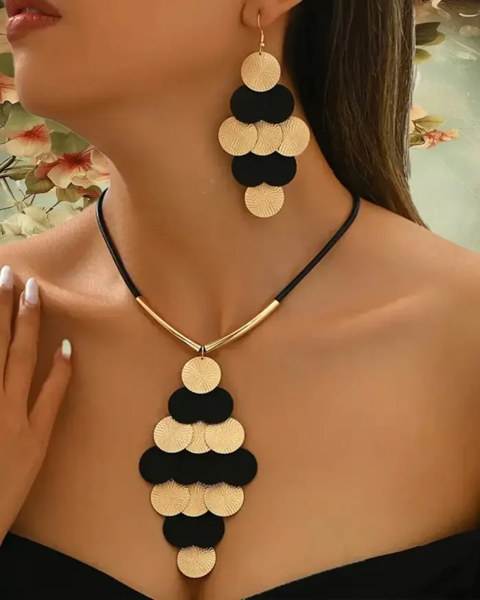 Conjunto de Joyería Minimalista de Dos Colores con Borlas Redondas Elegantes y Placa Metálica, Pendientes Colgantes y Collar con Colgante para Mujer 1