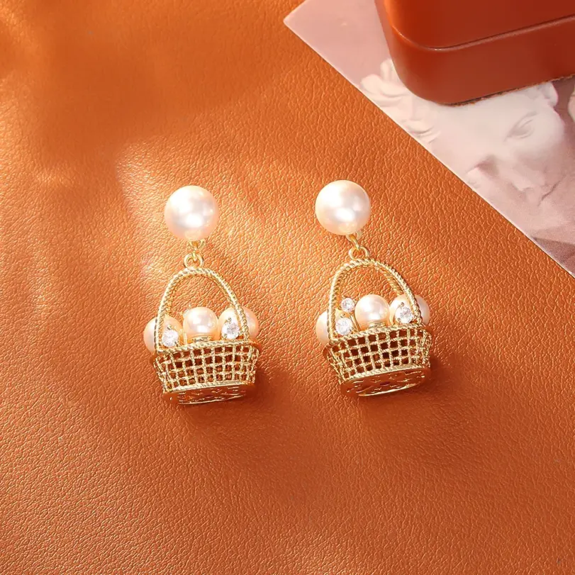 Juego de Joyería Vintage Elegante de 3 Piezas para Mujer, Collar con Diseño de Cesta de Flores Hueca, Gargantilla de Cristal Brillante, Aretes para Novia, Boda, Fiesta 3