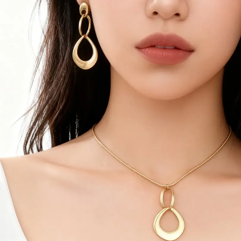 Conjunto de Joyería Geométrica Hueca Irregular, Collar con Colgante de Lágrima Triple Entrelazada y Pendientes Colgantes, Estilo Minimalista Europeo Americano 1 Conjunto de Joyería Geométrica Hueca Irregular, Collar con Colgante de Lágrima Triple Entrelazada y Pendientes Colgantes, Estilo Minimalista Europeo Americano 1