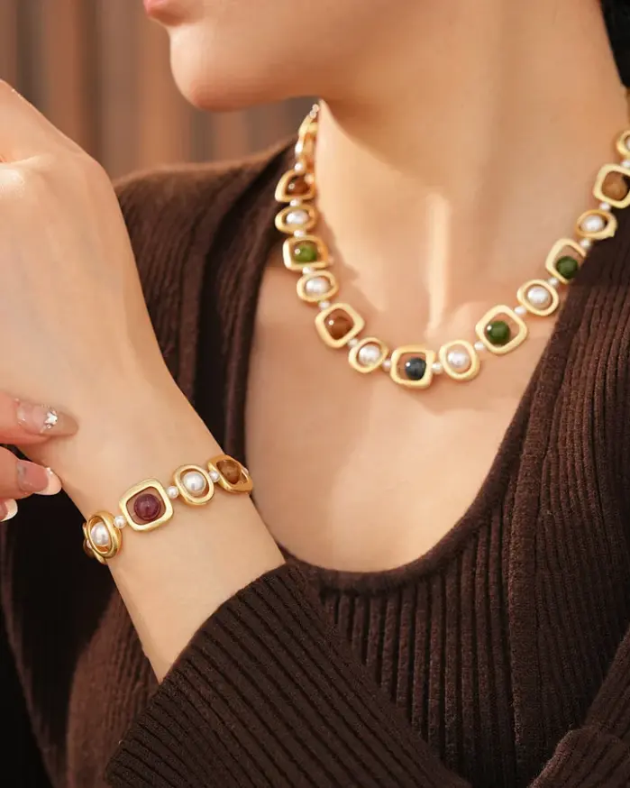 Juego de Joyería Vintage Elegante de 2 Piezas para Mujer, Collar Redondo de Perlas Estilo Palacio Vintage, Gargantilla Dorada, Pulsera de Novia para Boda, Regalo para Fiesta 2