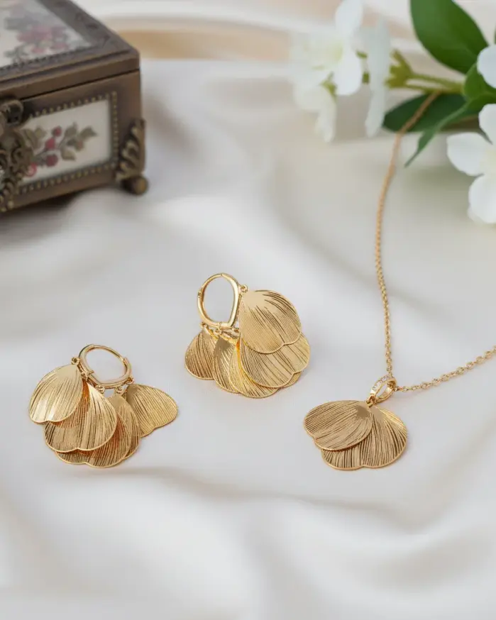 Juego de Joyería Elegante y Moderno de 3 Piezas para Mujer, Collar con Alas de Mariposa, Gargantilla de Metal Clásica, Aretes para Uso Diario Informal, Regalo 1