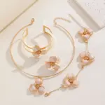 Elegante Conjunto de Joyas de Flores Esmaltadas: Collar Gargantilla Blanco Mate, Pulsera de Oro Moderna con Pétalos y Anillo para Fiesta de Mujer 3