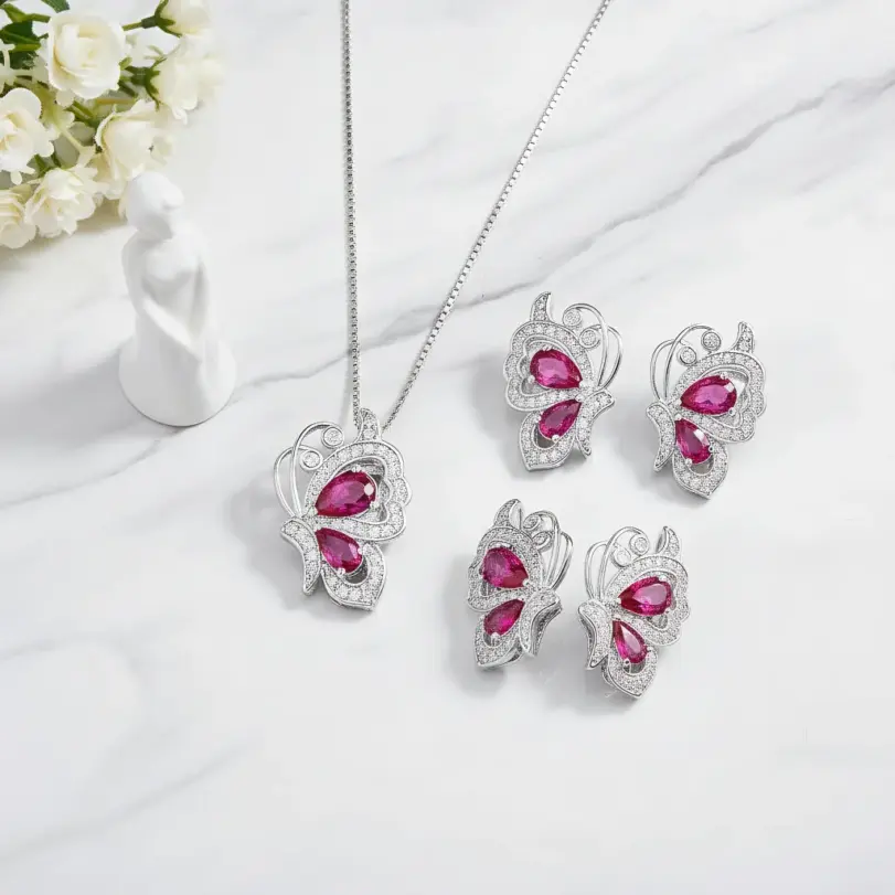 Conjunto de joyería Vintage elegante para mujer, collar de mariposa de rubí, gargantilla de cristal brillante, pendientes de boda para fiesta, 3 uds. 1